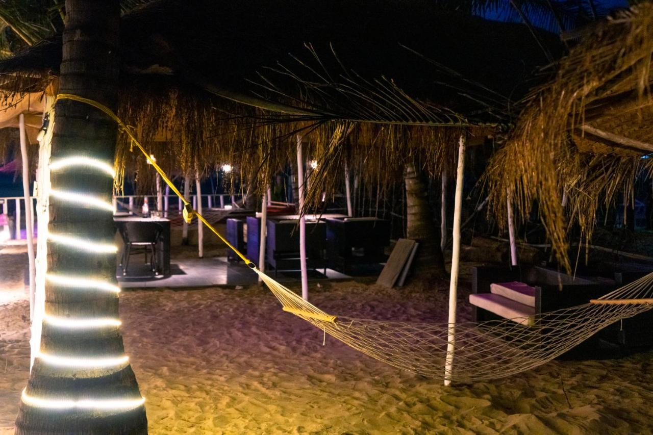 Village Susegat Beach Resort Morjim Exterior foto